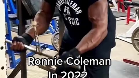 Watch the end😳⚡#shorts #bodybuilding #ronniecoleman #ronnie #gym #short #bodybuilder #fitness#viral