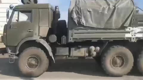 Motorized Russian infantry units are moving towards Kherson and have taken control