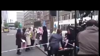 CNN caught staging a fake protest for the cameras in London !