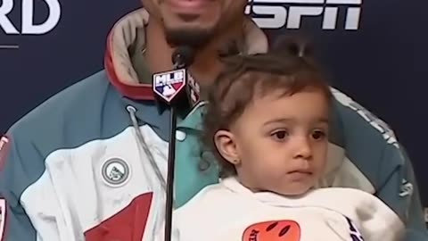 This moment with Fancisco Lindor's daughter from wild card...