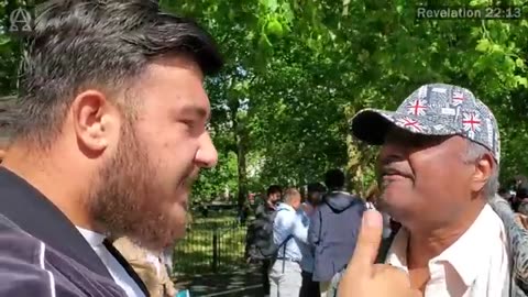 Speakers Corner - Muslims Justifying the Violence In The Past In The Park - ft Uncle Sam