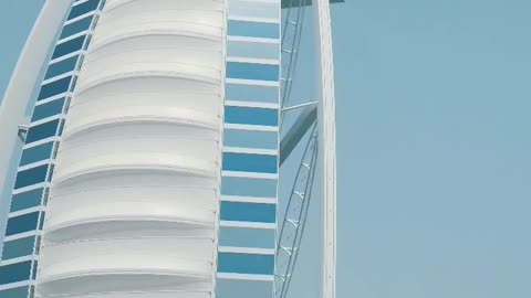 "Discover the Luxurious Splendor of the Burj Al Arab: Dubai's Iconic 7-Star Hotel"