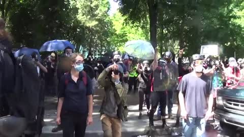 New Up Close Footage Of 08/22 Proud Boys, Back The Blue Vs AntiFa And BLM Conflict