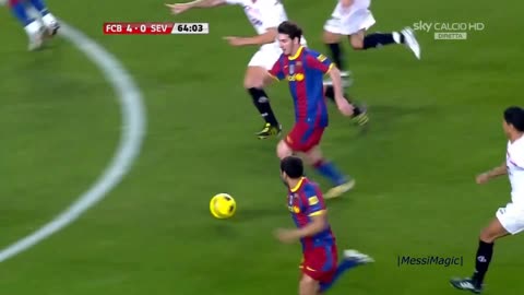 5 Times Lionel Messi Passed the Ball into the Net !¡ HD