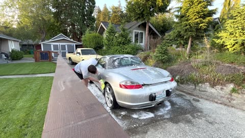 Detailing 986 Boxster - Exterior is DUSTY after camping