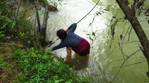 Primitive technology: Catching Snakes in Rio and Cooking on the Rock !!!!