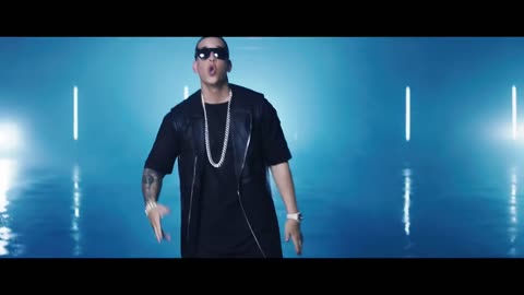 Daddy_Yankee_-_Shaky_Shaky_(Video_Oficial)(720p)