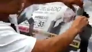 Taxista en Bucaramanga es multado por llevar publicidad política en su vidrio panorámico