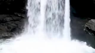 Experience Peaceful Serenity with Calming Waterfall Sounds