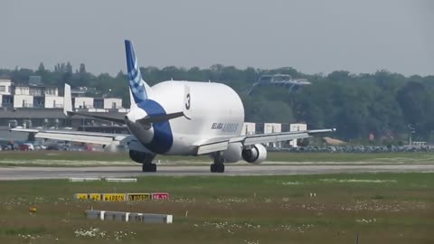 Airbus Beluga landing and takeoff at Finkenwerder, EDHI-8