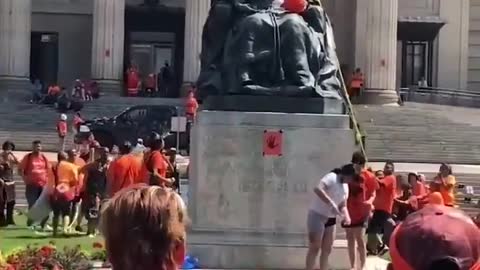 Queen Victoria and Elizabeth II statues toppled in Canada