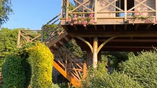 Bastogne Tree House Airbnb!