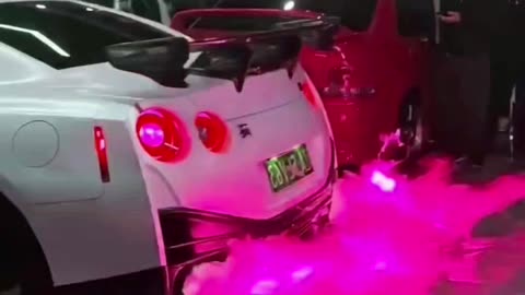 NISSAN GTR