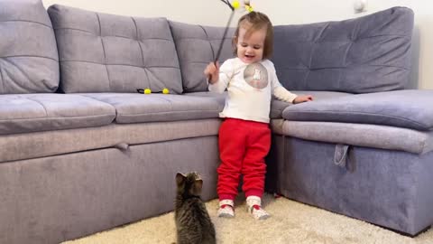 Cute_Baby_and_Kitten_Playing_Together