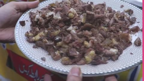 Most viral Bakray k gosht ki yakhni & street chicken corn soup | winter special | Metafood