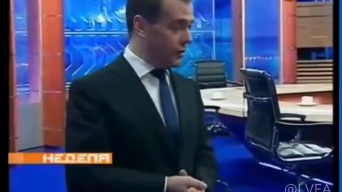 ★ Incroyable Quand l'ancien Président russe Medvedev confirmait l'existence des Extraterrestres !