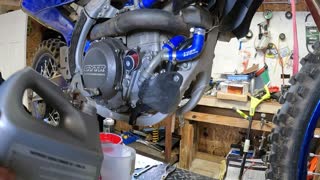 2018-2022 Yamaha YZ450f Oil Change!