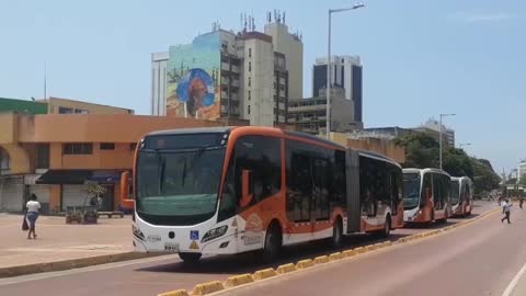 Transcaribe protesta de manera simbólica