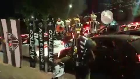 ATLÉTICO X FLAMENGO / Entrada de torcedores no Mineirão