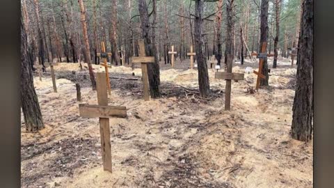 Ukraine: At least 440 unmarked graves in Izium