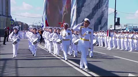 Russia shows off its naval might at maritime parade