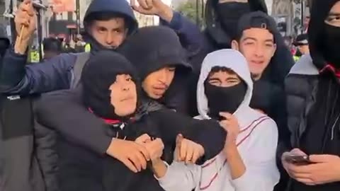 These muslims kids put it right: Muslim leaders are cowards.
