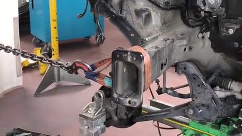 Repair of automotive sheet metal Sag Frame in Accident