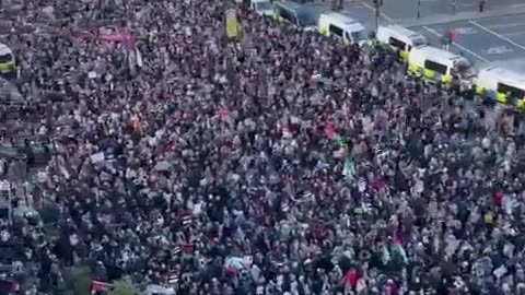 Massive manifestation in London in favour of Palestine