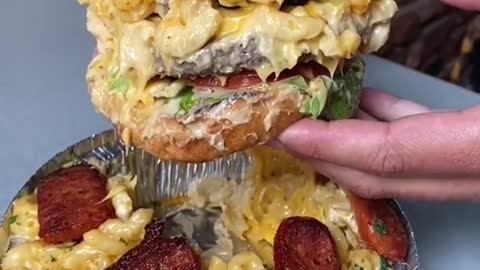 The MASSIVE CHORIZO BIG MAC & CHEESE BURGER from Flip N Toss in the West Village!