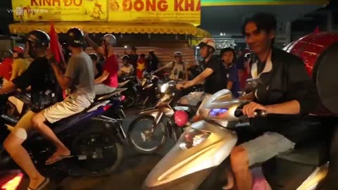 Pans and toy trumpets: This is how Vietnam cheers historic football victory