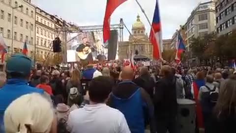 Demonstrace proti NATO, EU, válce na Ukrajině a vládě Petro Fialy ze dne 28.10.2022 - hodinový záznam