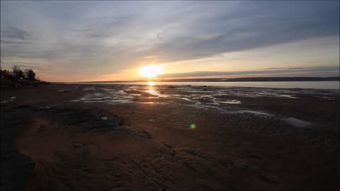 Bay of Fundy time lapse documents beautiful sunset and rising tides