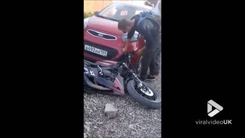 Dirt bike acceleration fail