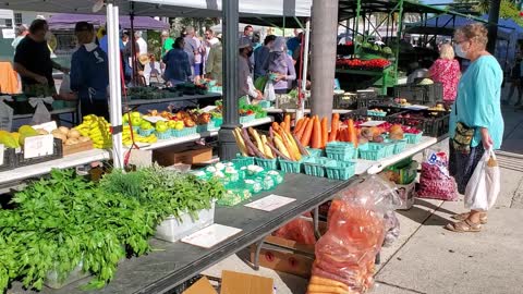 Saturday Morning Naples Farm Market