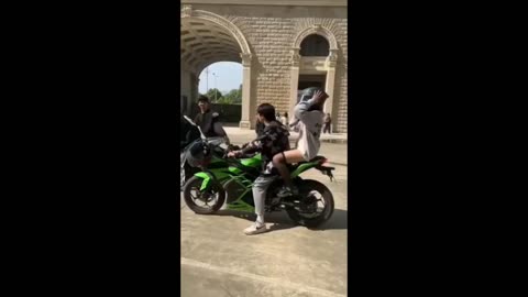 Funny Bike Fails | Hilarious Bikers Fails Compilation