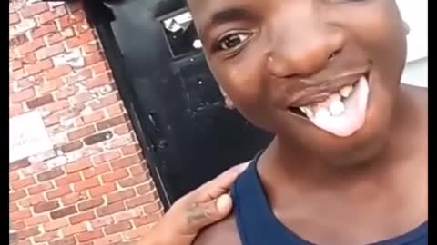 HE GOT THE CONFIDENCE 🤣🤣 - Viral video