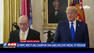 Olympic wrestling champion Dan Gable receives Medal of Freedom