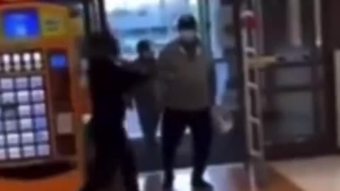 LADY TRIES TO SHOPLIFT WITH A HATCHET