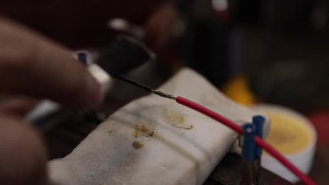 Solder wires - Step by step.