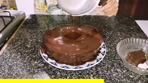 biscuit cake with hot chocolate icing