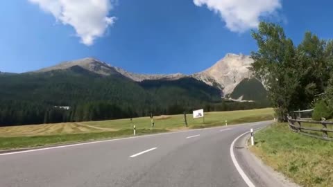 Travel to the Swiss national park Orpheum Pass, Switzerland travel, self-drive tour