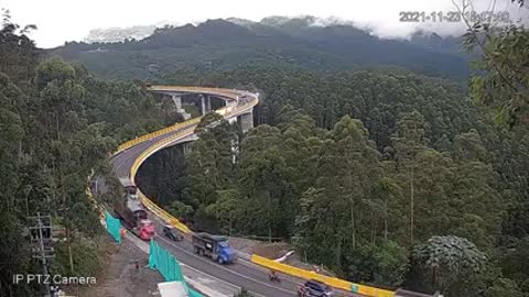 En video quedó registrado el primer accidente en cruce de la Cordillera Central