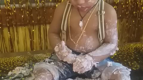 Indian kid Celebrating Cake smash Video