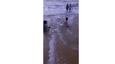 beach#sand#walking#sea#water#foots#short#video#sri#lanka#negombo