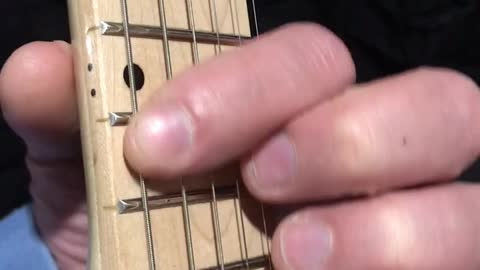 Beginner Guitar, Slide Up And Down One Half Step