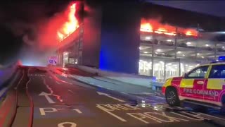 Incêndio no aeroporto de Londres Luton suspende todos os voos