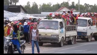 Cambodia កម្ពុជា - rural worker transport - 2014-12