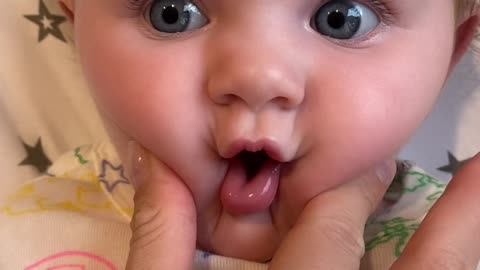 My living doll 😚 #fypシ #fyp #4u #cutebaby #baby #funnybaby #babyoftiktok #cute #babylove #share