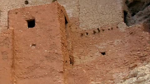 Montezuma Castle: Arizona's Hidden Marvel!