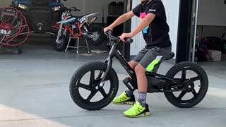 Stacyc e-bike wheelie